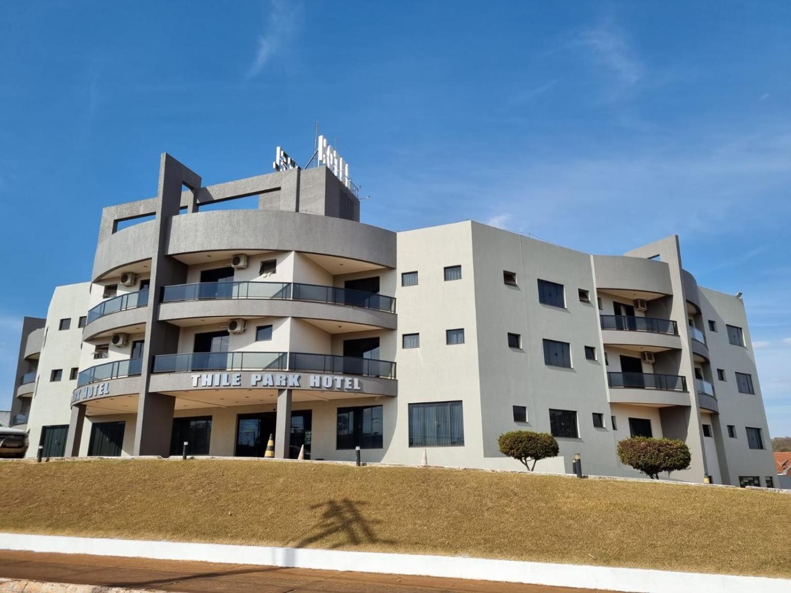 Thile Park Hotel Jataí Exterior foto